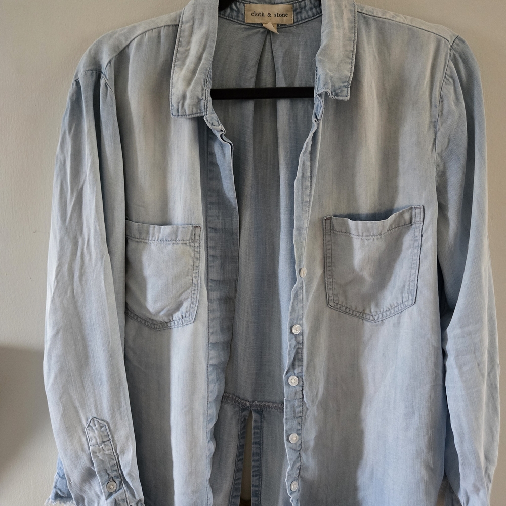 Cloth & Stone Sky Blue Button Down Shirt
